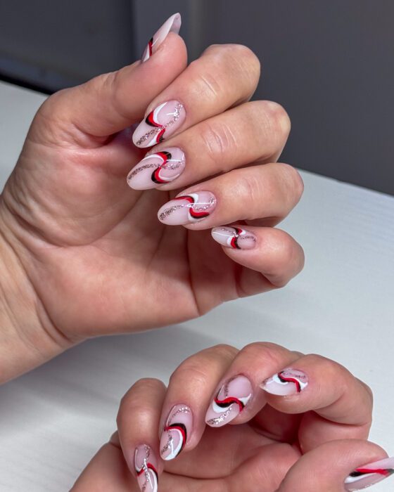 Red, Black and White Curls on a Bare Base